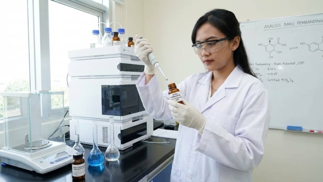 Baku Pembanding Sekunder & CRM: Fungsi, Standar, dan Penerapannya di Industri dan Laboratorium